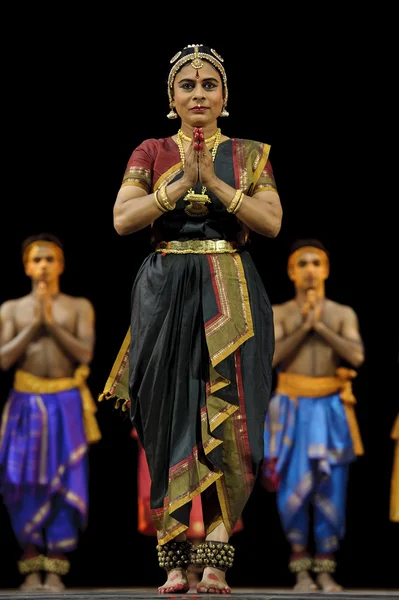 Hint bharatanatyam dansçı — Stok fotoğraf