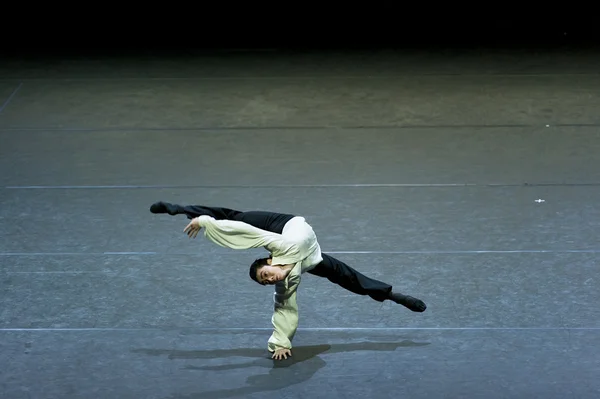 Danseuse de ballet sauteuse — Photo