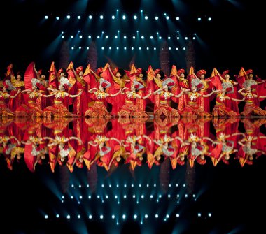 Çin etnik dans yi milliyet