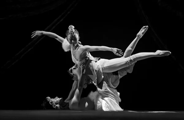 Tibetaanse nationale danser — Stockfoto