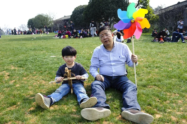 Chlapec a jeho otec — Stock fotografie