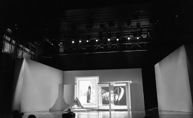 dans çağdaş sahne