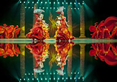 Çin etnik dans yi milliyet