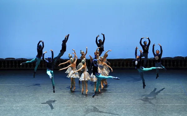 Dançarinos de ballet bonita — Fotografia de Stock