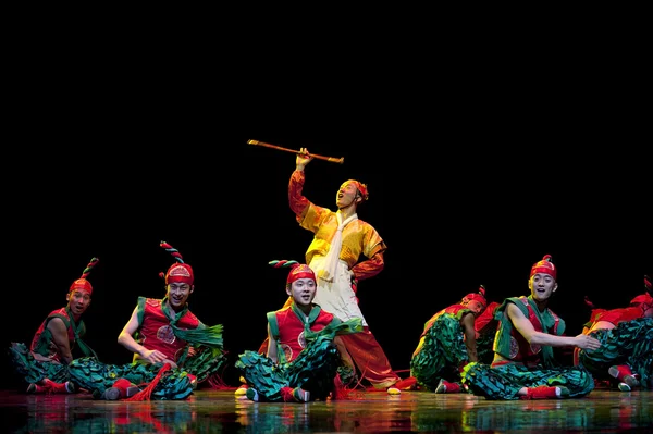 Chinese national dancers — Stok fotoğraf