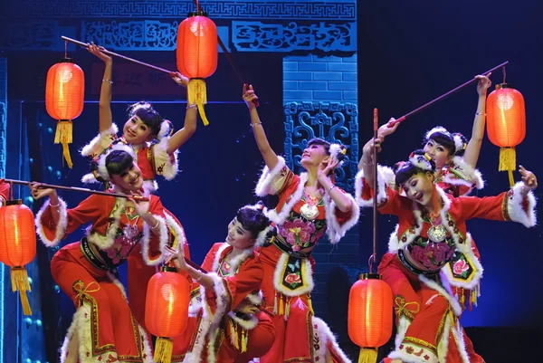 Chinese nationale groep dansers — Stockfoto