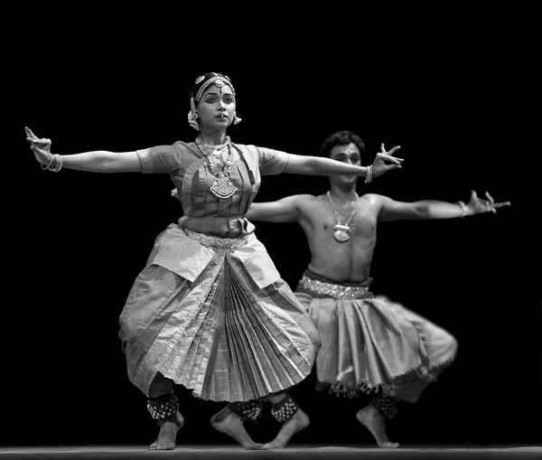 Bharatanatyam indyjski tancerz — Zdjęcie stockowe