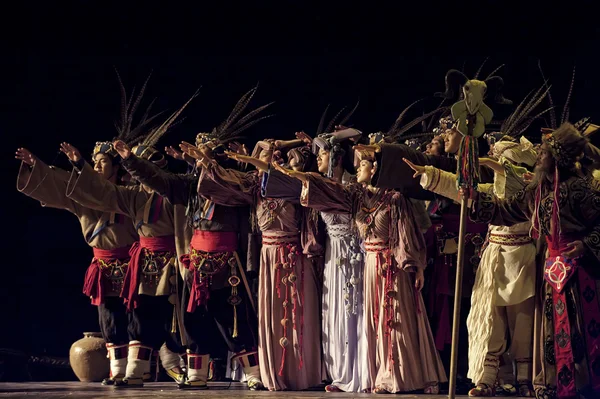 Čínská Kuo etnický tanec — Stock fotografie
