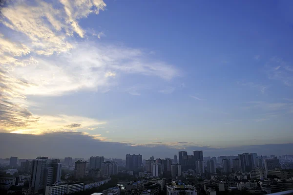 Nuvole e cielo al tramonto — Foto Stock