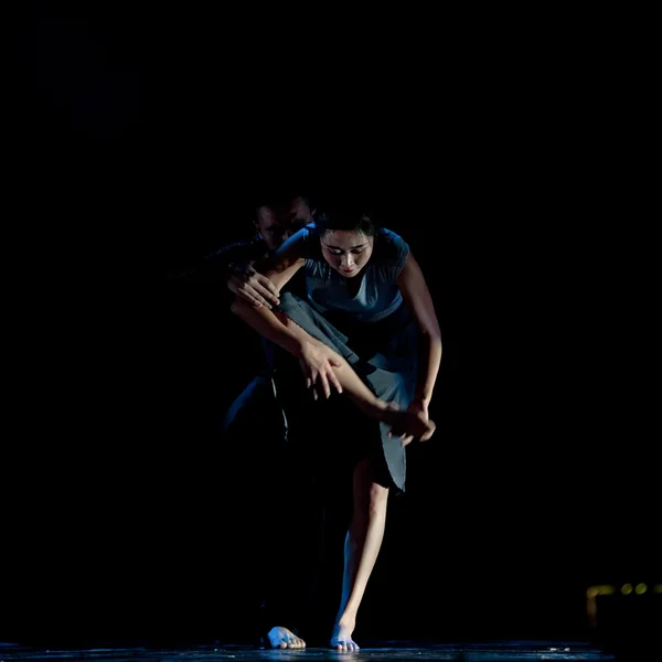 中国の現代ダンサー — ストック写真