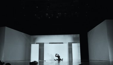 Modern dansçı Fransız