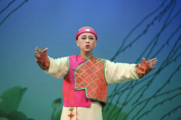 Chinese traditionele opera acteur met theatrale kostuum — Stockfoto