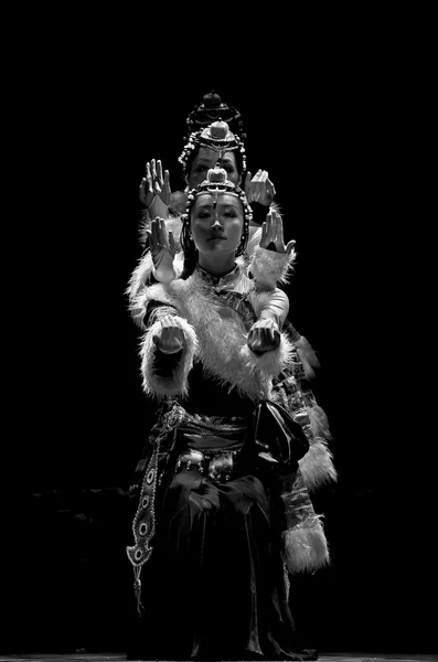 Chinese Tibetan ethnic dance — Stock Photo, Image