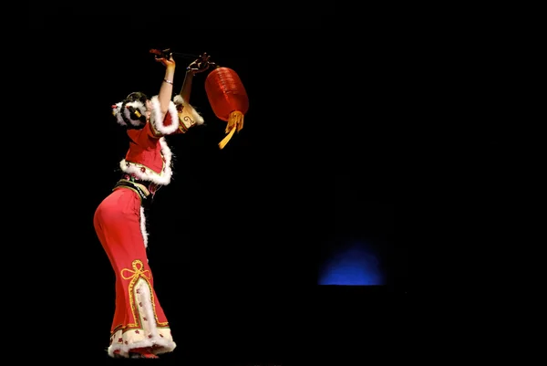 Graziosa ballerina popolare cinese — Foto Stock