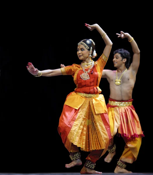 Hint bharatanatyam dansçı — Stok fotoğraf