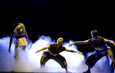 Çin Halk dansçıları