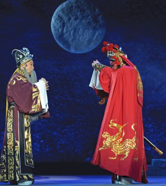 Çince Geleneksel opera aktör tiyatro kostüm