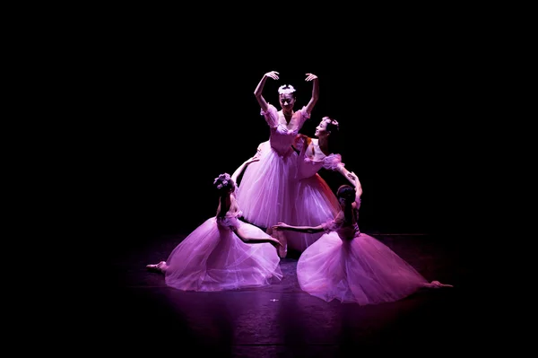 Ballerinas a kínai nemzeti balett, — Stock Fotó