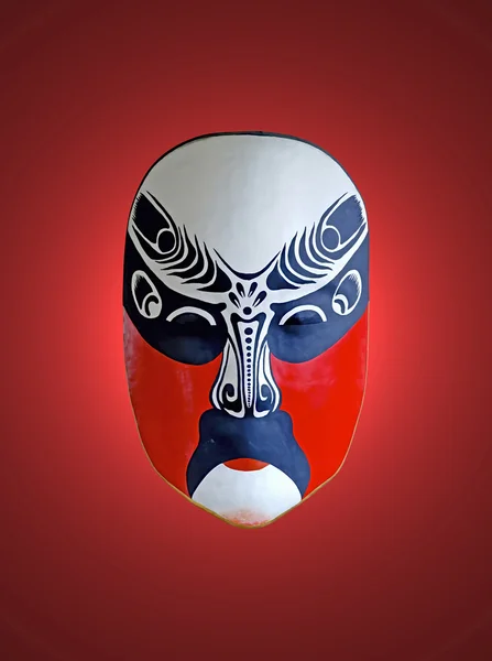 Máscara de ópera china con fondo rojo aislado —  Fotos de Stock