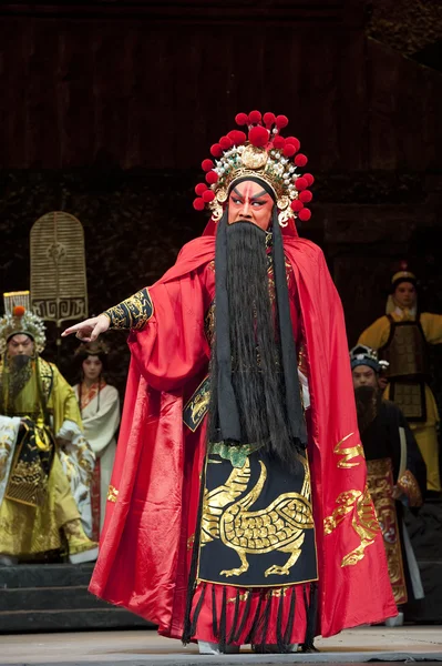 Actor de ópera tradicional chino con disfraz teatral — Foto de Stock