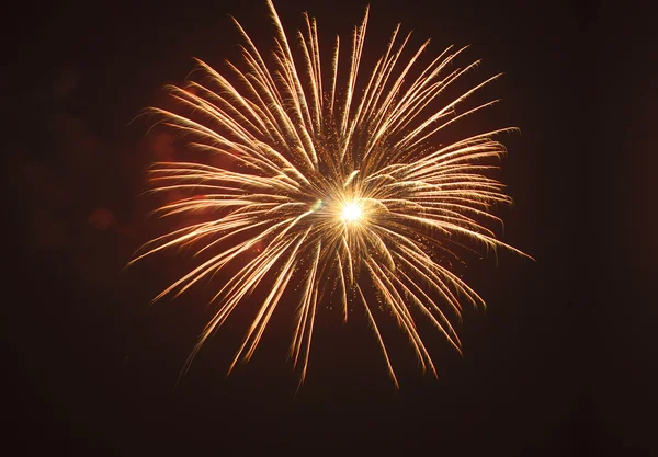 Fogos de artifício para celebrar o festival — Fotografia de Stock