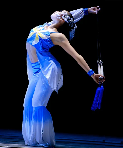 Chinese national  dancer — Stock Photo, Image