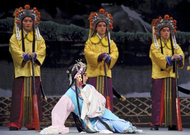 oldukça Çince Geleneksel opera oyuncu tiyatro kostüm