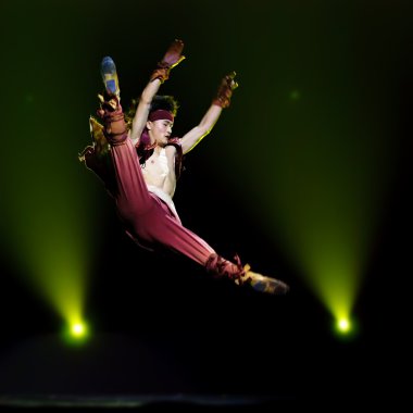Çin Halk solo dansçı