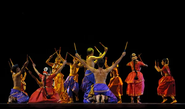 Танцоры Индии Бхаратанатьям — стоковое фото