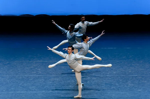 Ballet dancers — Stock Photo, Image