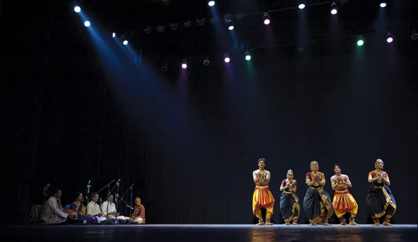 Indiai bharatanatyam táncosok — Stock Fotó