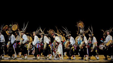 Çin qiang etnik dans Qiang etnik dans troup tarafından gerçekleştirilen