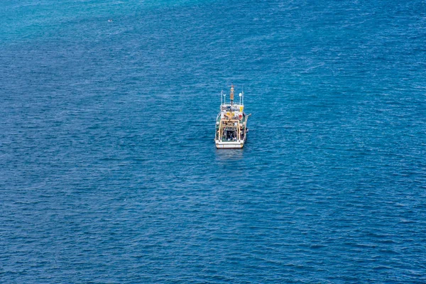 Navio Pesquisa Navegando Vista Aérea Oceano — Fotografia de Stock