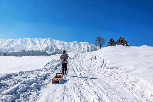 Local Kashmiri Driving Sledge Winter Season Gulmarg Kashmir — Stock Photo, Image