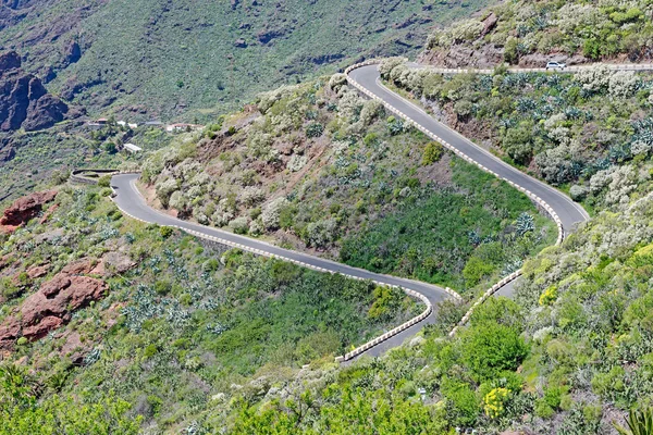 View on road at mountains — Stock Photo, Image