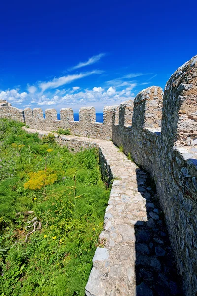 Фортифікаційного будівництва кам'яної стіни на Cefalu — стокове фото