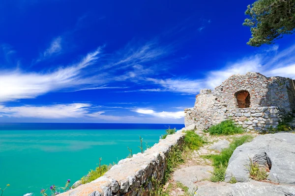 Vecchie rovine a Cefalu, Italia — Foto Stock