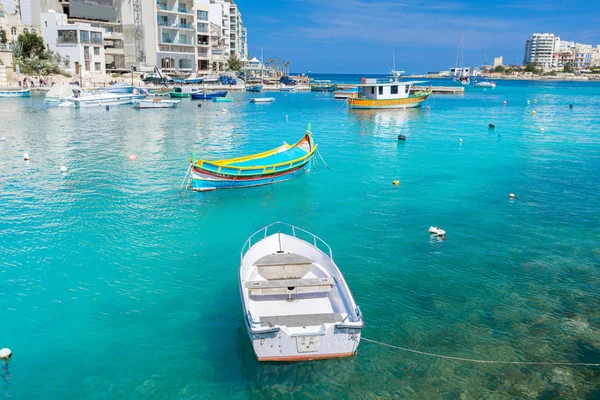 Mediterrane boten in Malta — Stockfoto