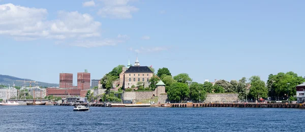 Widok na fiord oslo twierdza akershus i portu — Zdjęcie stockowe