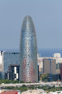 Torre Agbar mali Barcelona bölgesinde