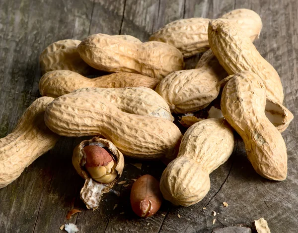 Peanuts in shell — Stock Photo, Image