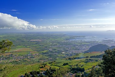 Panoramik vadi üzerinde