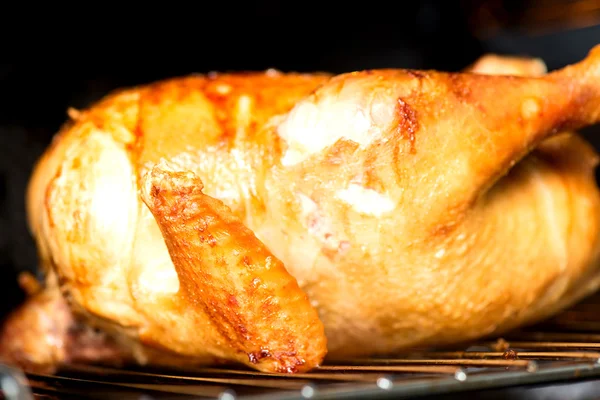 Pollo asado en el horno —  Fotos de Stock