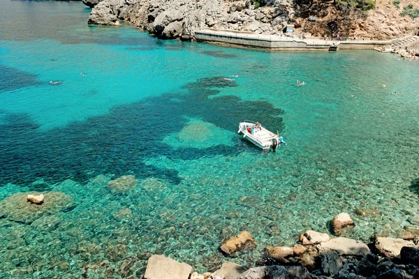 Fridfull vik på Mallorca — Stockfoto