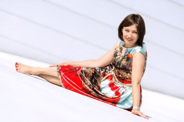 model açık havada poz