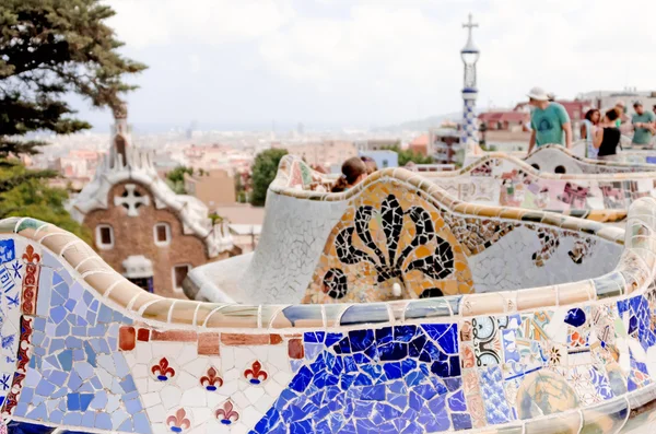 Detaljer på keramik i den berömda parken Guell — Stockfoto