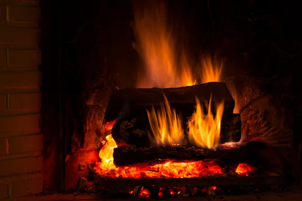 Burning bright fireplace — Stock Photo, Image