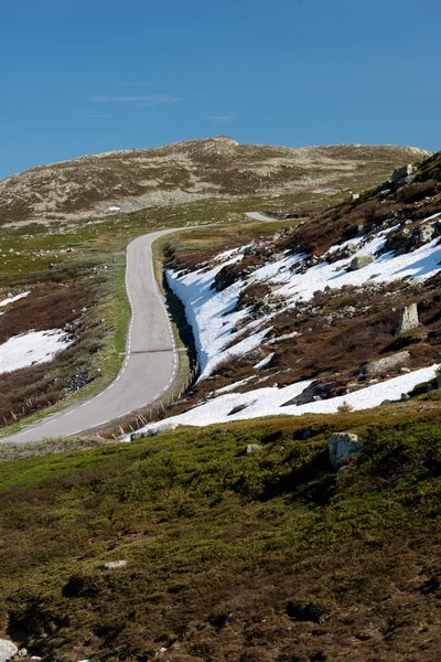 Norge road landskap i bergen — Stockfoto