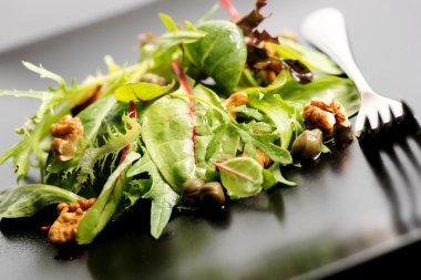 Taze ekolojik salata karışımı