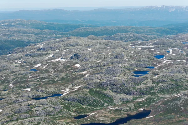 Gaustatoppen βουνό στην ηλιόλουστη καλοκαιρινή μέρα — Φωτογραφία Αρχείου